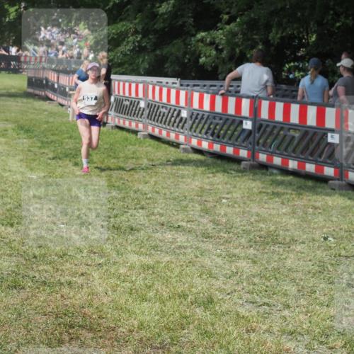 21.06.2025 - 27. Vierlanden-Triathlon KatJ http://msf.ph/oto/8039767 15.06.2025 11:37:01 Schwimmen  meine-sportfotos.de