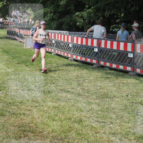 21.06.2025 - 27. Vierlanden-Triathlon KatJ http://msf.ph/oto/8039774 15.06.2025 11:37:02 Schwimmen  meine-sportfotos.de