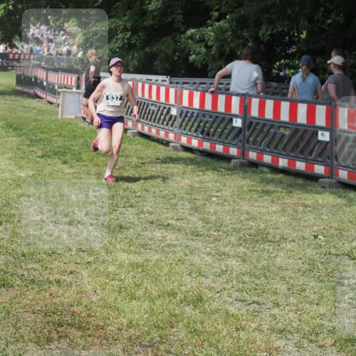 21.06.2025 - 27. Vierlanden-Triathlon KatJ http://msf.ph/oto/8039778 15.06.2025 11:37:02 Schwimmen  meine-sportfotos.de