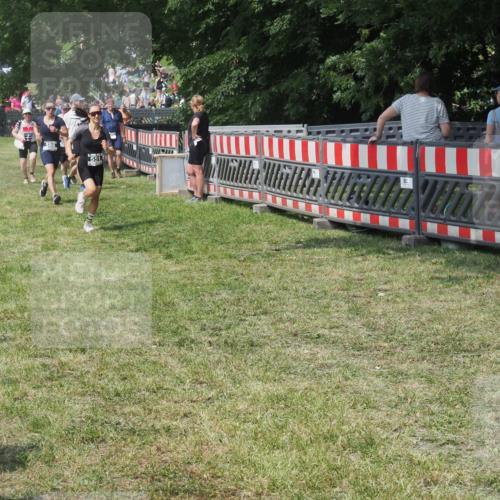 21.06.2025 - 27. Vierlanden-Triathlon KatJ http://msf.ph/oto/8039792 15.06.2025 11:37:24 Schwimmen  meine-sportfotos.de