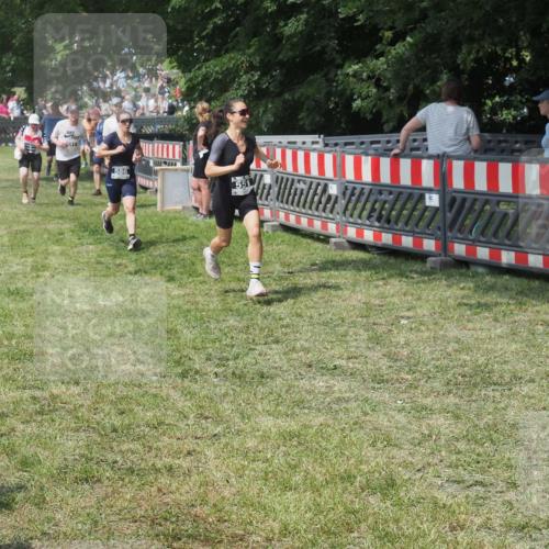 21.06.2025 - 27. Vierlanden-Triathlon KatJ http://msf.ph/oto/8039818 15.06.2025 11:37:25 Schwimmen  meine-sportfotos.de