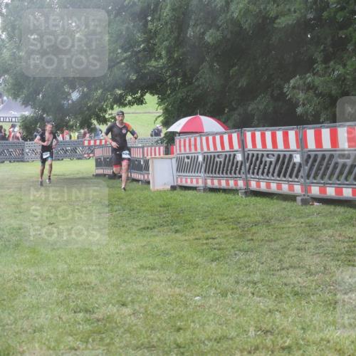 21.06.2025 - 27. Vierlanden-Triathlon KatJ http://msf.ph/oto/8039825 15.06.2025 14:25:01 Ziel 1246, 1306 meine-sportfotos.de