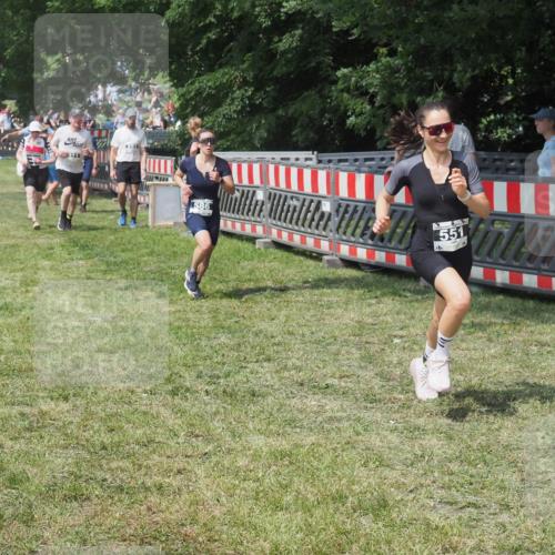 21.06.2025 - 27. Vierlanden-Triathlon KatJ http://msf.ph/oto/8039828 15.06.2025 11:37:25 Schwimmen  meine-sportfotos.de