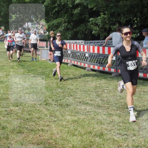 21.06.2025 - 27. Vierlanden-Triathlon KatJ http://msf.ph/oto/8039833 15.06.2025 11:37:26 Schwimmen  meine-sportfotos.de