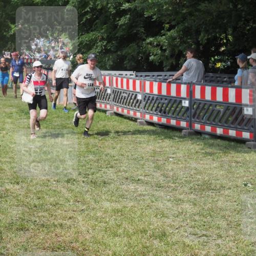 21.06.2025 - 27. Vierlanden-Triathlon KatJ http://msf.ph/oto/8039852 15.06.2025 11:37:28 Schwimmen  meine-sportfotos.de