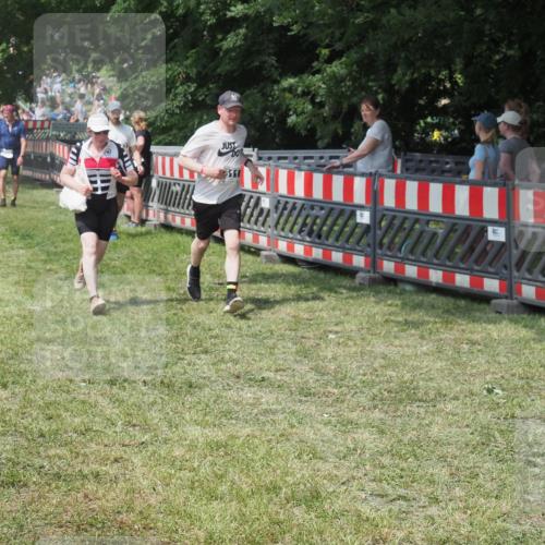 21.06.2025 - 27. Vierlanden-Triathlon KatJ http://msf.ph/oto/8039861 15.06.2025 11:37:28 Schwimmen  meine-sportfotos.de
