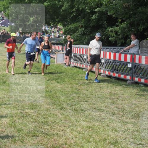 21.06.2025 - 27. Vierlanden-Triathlon KatJ http://msf.ph/oto/8039903 15.06.2025 11:37:31 Schwimmen  meine-sportfotos.de