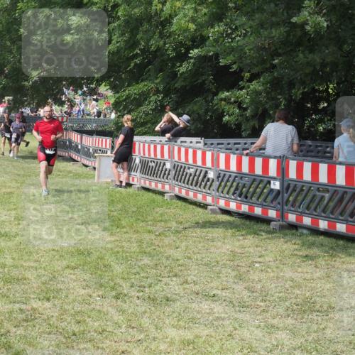 21.06.2025 - 27. Vierlanden-Triathlon KatJ http://msf.ph/oto/8040030 15.06.2025 11:38:16 Schwimmen  meine-sportfotos.de