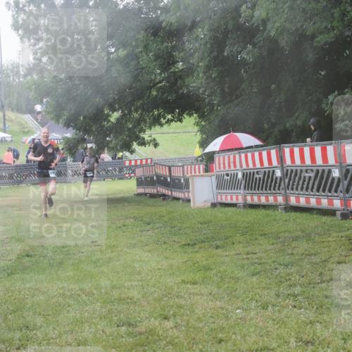 21.06.2025 - 27. Vierlanden-Triathlon KatJ http://msf.ph/oto/8040309 15.06.2025 14:27:26 Ziel 1239, 1299 meine-sportfotos.de