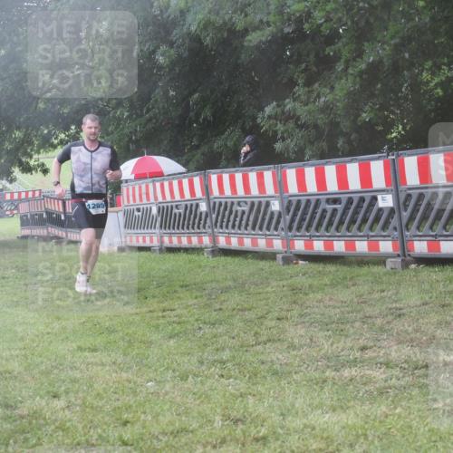 21.06.2025 - 27. Vierlanden-Triathlon KatJ http://msf.ph/oto/8040358 15.06.2025 14:27:31 Ziel 199, 1239, 1299 meine-sportfotos.de