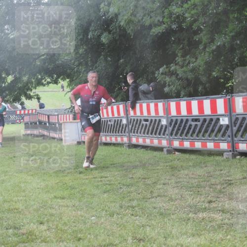 21.06.2025 - 27. Vierlanden-Triathlon KatJ http://msf.ph/oto/8040642 15.06.2025 14:29:00 Ziel 1176, 1252 meine-sportfotos.de