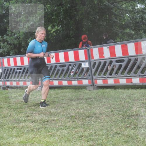 21.06.2025 - 27. Vierlanden-Triathlon KatJ http://msf.ph/oto/8040756 15.06.2025 14:29:20 Ziel 1223, 1296 meine-sportfotos.de