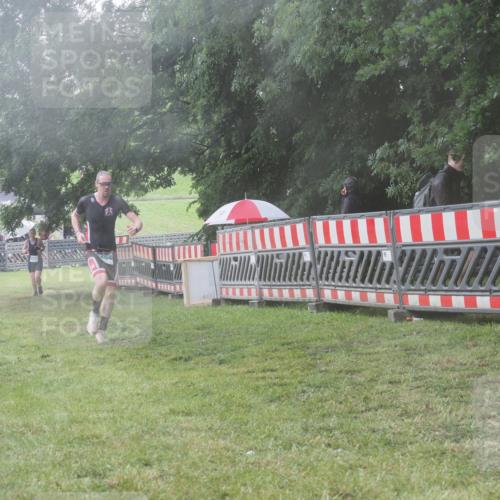 21.06.2025 - 27. Vierlanden-Triathlon KatJ http://msf.ph/oto/8040944 15.06.2025 14:30:05 Ziel 1168, 1264 meine-sportfotos.de