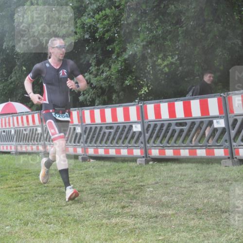 21.06.2025 - 27. Vierlanden-Triathlon KatJ http://msf.ph/oto/8040979 15.06.2025 14:30:06 Ziel 1168, 1264 meine-sportfotos.de
