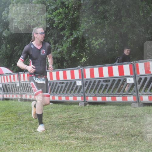 21.06.2025 - 27. Vierlanden-Triathlon KatJ http://msf.ph/oto/8040982 15.06.2025 14:30:06 Ziel 1168, 1264 meine-sportfotos.de