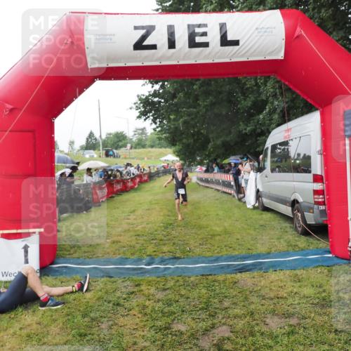 21.06.2025 - 27. Vierlanden-Triathlon MichiJ http://msf.ph/oto/8045073 15.06.2026 13:50:58 Ziel 1098, 1108, 1120, 1132, 1134, 1136 meine-sportfotos.de