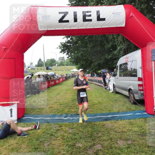 21.06.2025 - 27. Vierlanden-Triathlon MichiJ http://msf.ph/oto/8045126 15.06.2026 13:51:02 Ziel 1098, 1108, 1134, 1136 meine-sportfotos.de