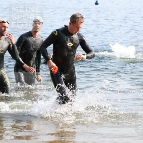 15.06.2025 - 27. Vierlanden-Triathlon Lena Gebhardt http://msf.ph/oto/8045851 15.06.2025 08:41:00 Schwimmen 99, 109, 114, 129, 147 meine-sportfotos.de