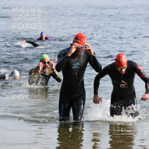 15.06.2025 - 27. Vierlanden-Triathlon Lena Gebhardt http://msf.ph/oto/8047108 15.06.2025 08:45:29 Schwimmen 104, 116, 145 meine-sportfotos.de