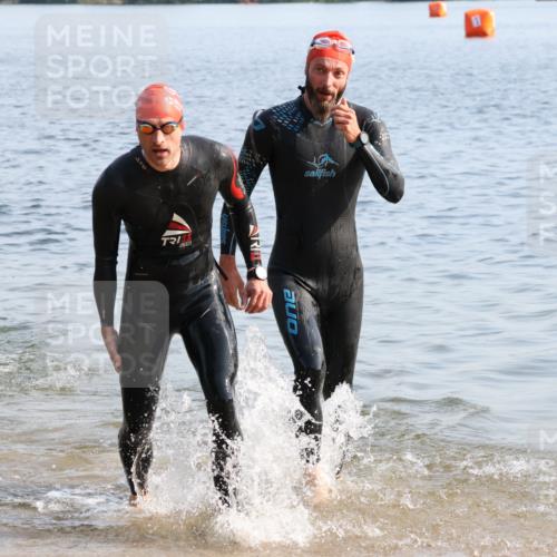 15.06.2025 - 27. Vierlanden-Triathlon Lena Gebhardt http://msf.ph/oto/8047123 15.06.2025 08:45:34 Schwimmen 104, 116, 125, 145 meine-sportfotos.de