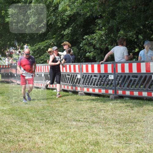 21.06.2025 - 27. Vierlanden-Triathlon KatJ http://msf.ph/oto/8052228 15.06.2025 11:52:45 Ziel 459, 593, 616 meine-sportfotos.de