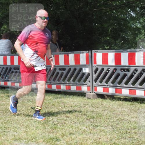 21.06.2025 - 27. Vierlanden-Triathlon KatJ http://msf.ph/oto/8052239 15.06.2025 11:52:48 Ziel 459, 593, 616 meine-sportfotos.de
