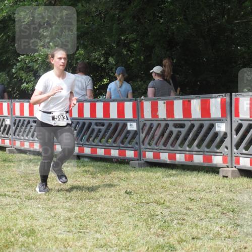 21.06.2025 - 27. Vierlanden-Triathlon KatJ http://msf.ph/oto/8052243 15.06.2025 11:52:50 Ziel 459, 593 meine-sportfotos.de
