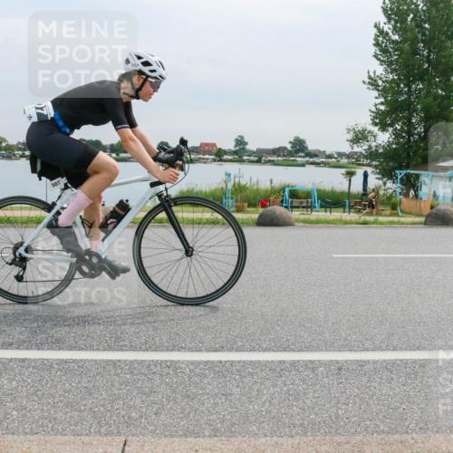 15.06.2025 - 27. Vierlanden-Triathlon H.Heesch http://msf.ph/oto/8052372 15.06.2025 10:57:36 Radfahren 507, 1395 meine-sportfotos.de