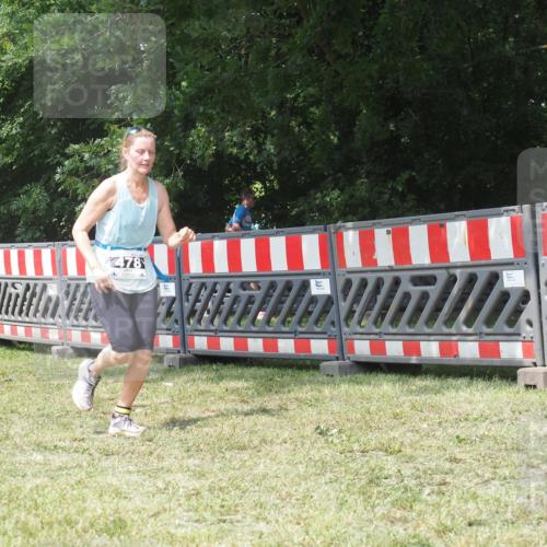 21.06.2025 - 27. Vierlanden-Triathlon KatJ http://msf.ph/oto/8052481 15.06.2025 11:57:40 Ziel 478, 563 meine-sportfotos.de