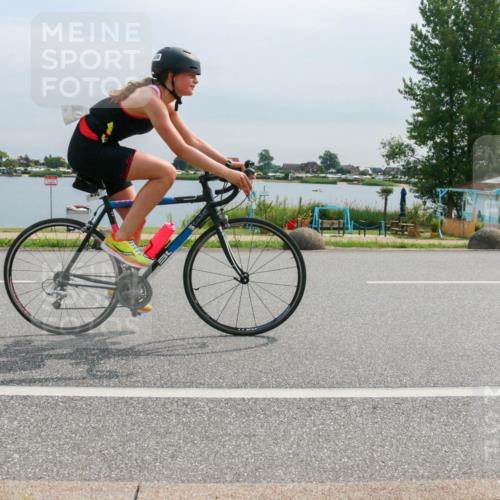 15.06.2025 - 27. Vierlanden-Triathlon H.Heesch http://msf.ph/oto/8052523 15.06.2025 10:59:45 Radfahren 371, 459, 483, 630 meine-sportfotos.de