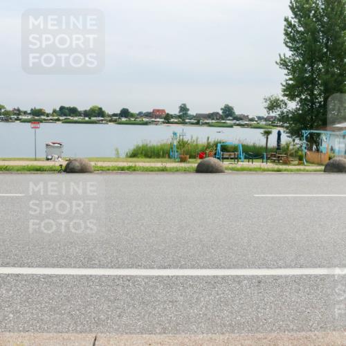 15.06.2025 - 27. Vierlanden-Triathlon H.Heesch http://msf.ph/oto/8052529 15.06.2025 10:59:46 Radfahren 371, 459, 483, 630 meine-sportfotos.de
