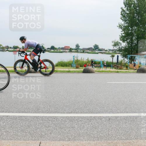 15.06.2025 - 27. Vierlanden-Triathlon H.Heesch http://msf.ph/oto/8052960 15.06.2025 11:02:49 Radfahren 510, 519, 532, 594, 628, 634, 639, 725 meine-sportfotos.de
