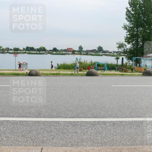 15.06.2025 - 27. Vierlanden-Triathlon H.Heesch http://msf.ph/oto/8053007 15.06.2025 11:03:05 Radfahren 49, 604, 626, 712, 736, 761 meine-sportfotos.de