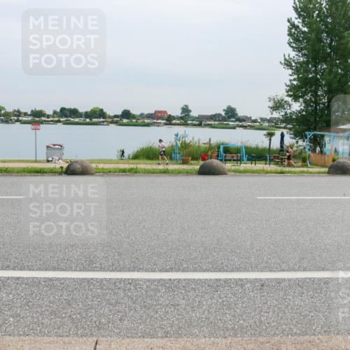 15.06.2025 - 27. Vierlanden-Triathlon H.Heesch http://msf.ph/oto/8053034 15.06.2025 11:03:15 Radfahren 138, 176, 661, 677, 744, 764 meine-sportfotos.de