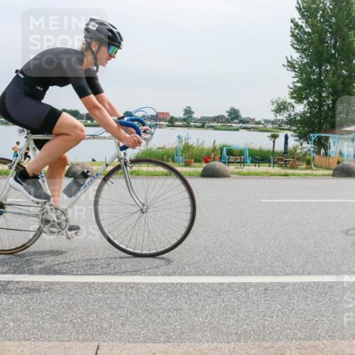 15.06.2025 - 27. Vierlanden-Triathlon H.Heesch http://msf.ph/oto/8053067 15.06.2025 11:03:52 Radfahren 35, 51, 536 meine-sportfotos.de