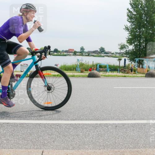 15.06.2025 - 27. Vierlanden-Triathlon H.Heesch http://msf.ph/oto/8053100 15.06.2025 11:04:06 Radfahren 165, 535, 575, 651, 740 meine-sportfotos.de