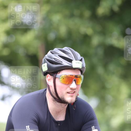 15.06.2025 - 7 Türme Triathlon Yannick Fuchs http://msf.ph/oto/8053343 15.06.2025 13:40:33 Radfahren 200, 1200 meine-sportfotos.de