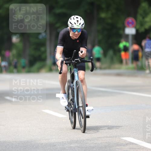 15.06.2025 - 7 Türme Triathlon Yannick Fuchs http://msf.ph/oto/8053355 15.06.2025 13:40:46 Radfahren  meine-sportfotos.de
