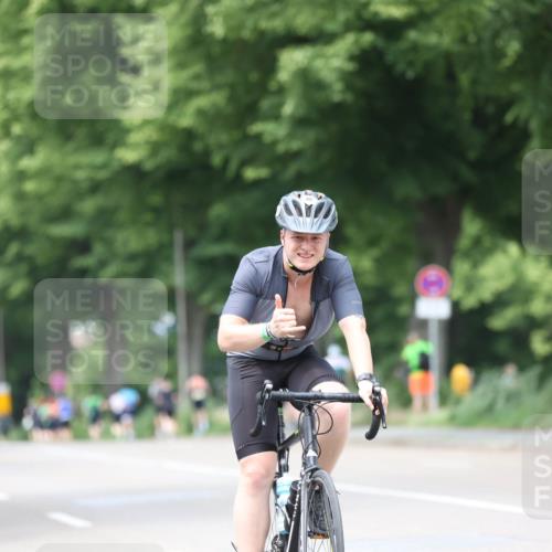 15.06.2025 - 7 Türme Triathlon Yannick Fuchs http://msf.ph/oto/8053382 15.06.2025 13:41:07 Radfahren  meine-sportfotos.de