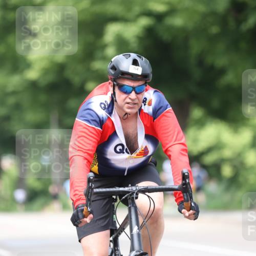 15.06.2025 - 7 Türme Triathlon Yannick Fuchs http://msf.ph/oto/8053411 15.06.2025 13:41:32 Radfahren 704 meine-sportfotos.de