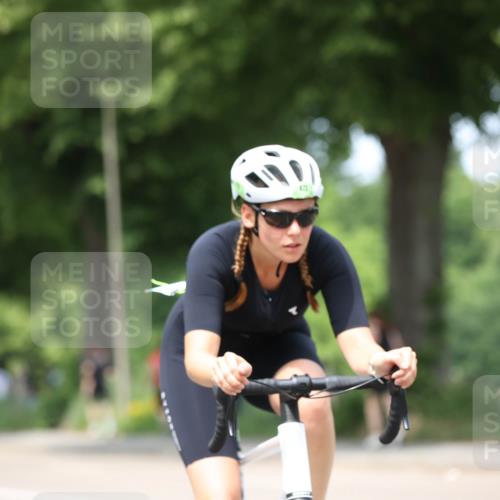15.06.2025 - 7 Türme Triathlon Yannick Fuchs http://msf.ph/oto/8053426 15.06.2025 13:41:52 Radfahren 472 meine-sportfotos.de