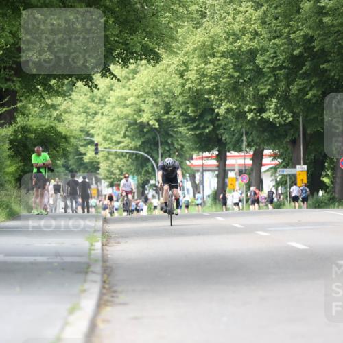 15.06.2025 - 7 Türme Triathlon Yannick Fuchs http://msf.ph/oto/8053442 15.06.2025 13:42:02 Radfahren  meine-sportfotos.de