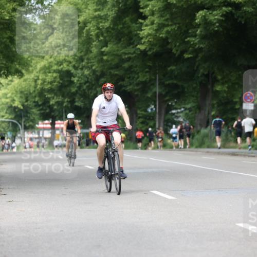 15.06.2025 - 7 Türme Triathlon Yannick Fuchs http://msf.ph/oto/8053448 15.06.2025 13:42:14 Radfahren  meine-sportfotos.de