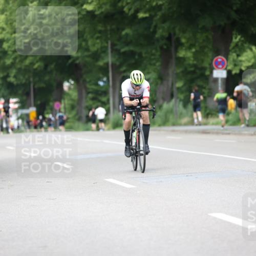 15.06.2025 - 7 Türme Triathlon Yannick Fuchs http://msf.ph/oto/8053466 15.06.2025 13:42:30 Radfahren  meine-sportfotos.de