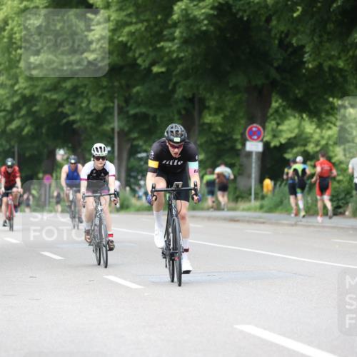 15.06.2025 - 7 Türme Triathlon Yannick Fuchs http://msf.ph/oto/8053473 15.06.2025 13:42:36 Radfahren  meine-sportfotos.de