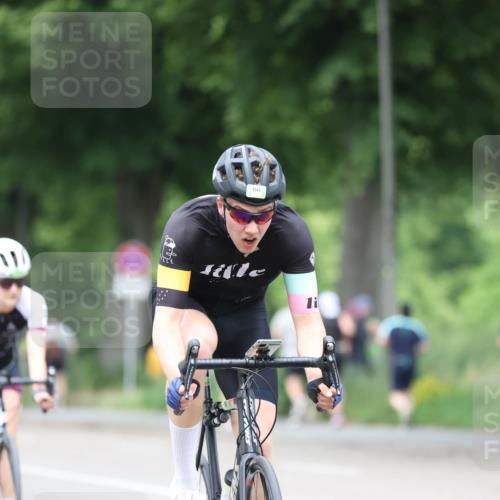 15.06.2025 - 7 Türme Triathlon Yannick Fuchs http://msf.ph/oto/8053475 15.06.2025 13:42:37 Radfahren 1147 meine-sportfotos.de