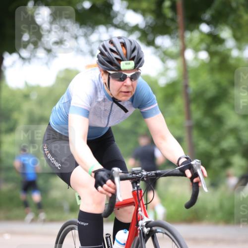 15.06.2025 - 7 Türme Triathlon Yannick Fuchs http://msf.ph/oto/8053504 15.06.2025 13:42:56 Radfahren 1056 meine-sportfotos.de