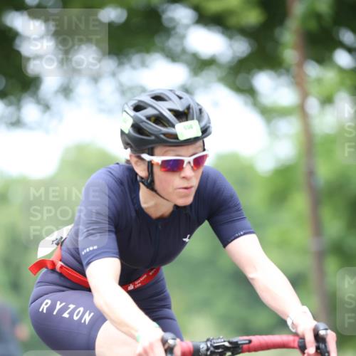 15.06.2025 - 7 Türme Triathlon Yannick Fuchs http://msf.ph/oto/8053527 15.06.2025 13:43:12 Radfahren 650 meine-sportfotos.de