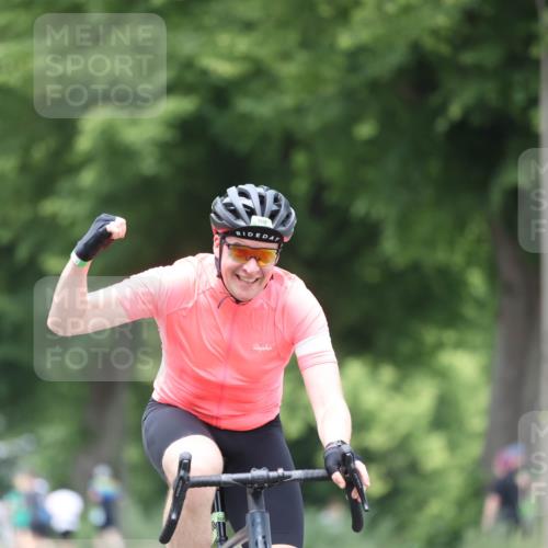 15.06.2025 - 7 Türme Triathlon Yannick Fuchs http://msf.ph/oto/8053546 15.06.2025 13:43:29 Radfahren 1110 meine-sportfotos.de