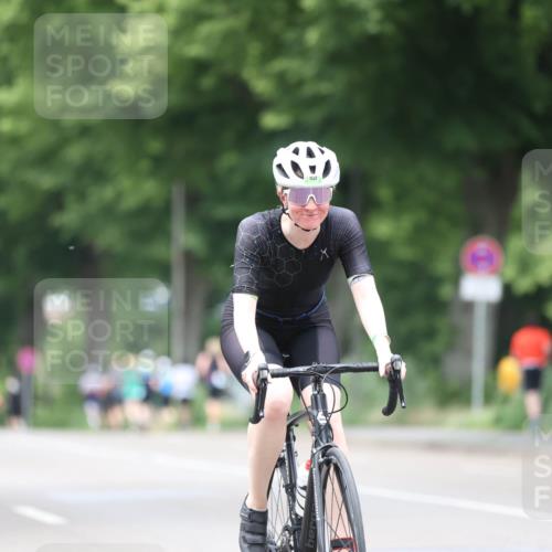 15.06.2025 - 7 Türme Triathlon Yannick Fuchs http://msf.ph/oto/8053564 15.06.2025 13:43:37 Radfahren  meine-sportfotos.de